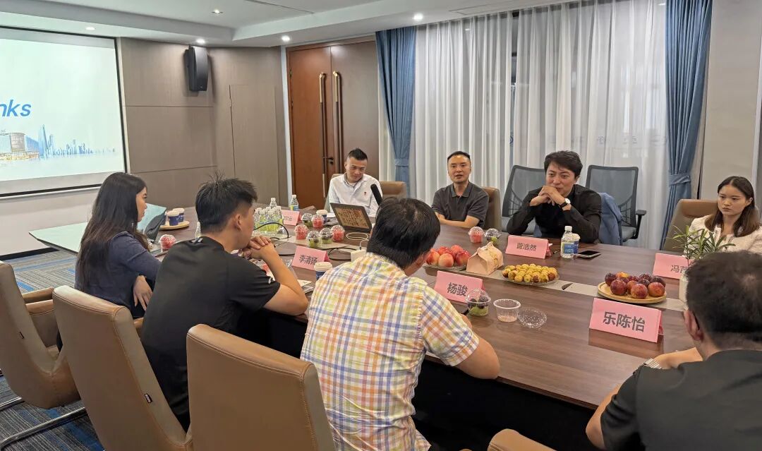 深度交流・携手共进｜红星美凯龙团队莅临上海爱舒床垫总部参观交流，共探行业新机遇！-爱舒床垫 - 来自上海的精致睡眠